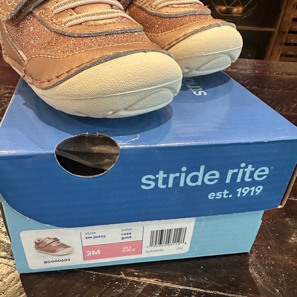 Stride Rite Sneakers (Baby) Size 3 - Picture 5 of 8